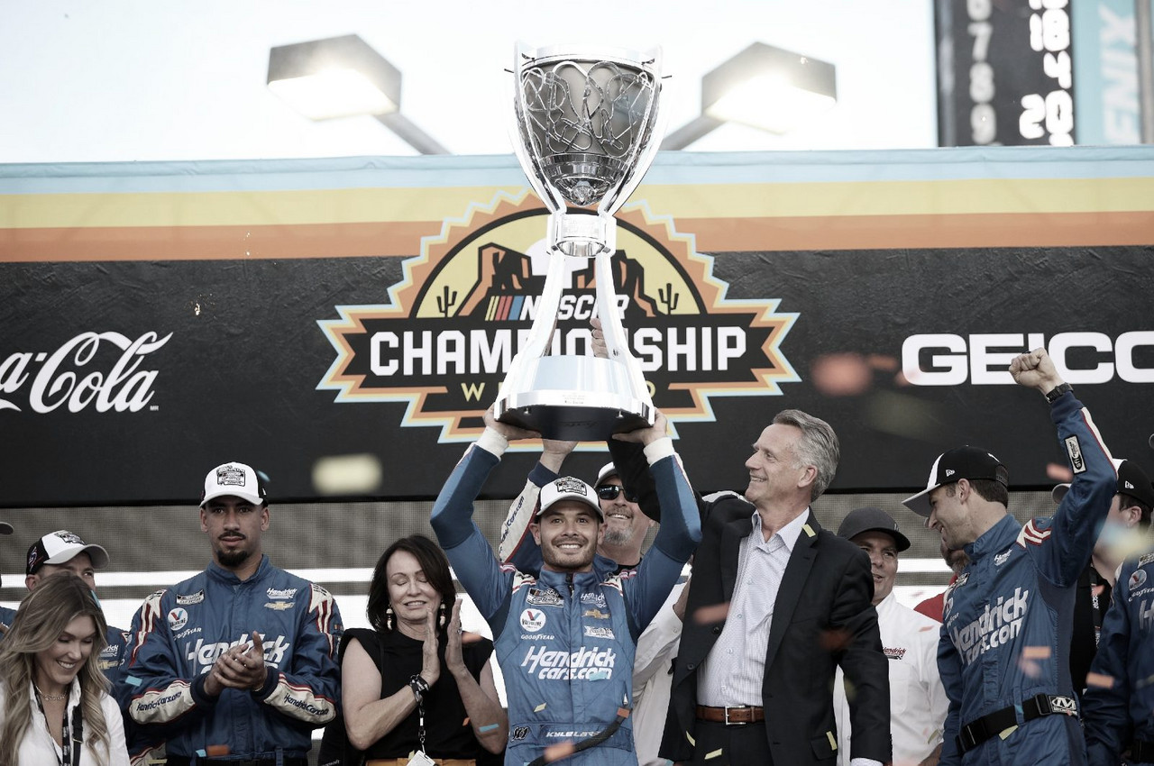 NASCAR Cup: Larson gritó campeón en Phoenix
