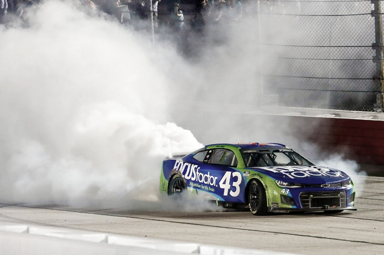 NASCAR Cup: Jones logró una histórica victoria en Darlington