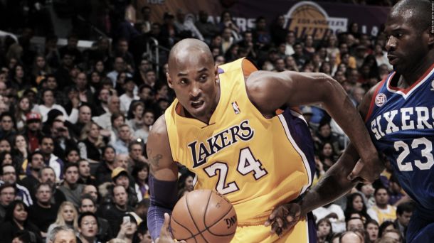 Kobe Bryant niega que vaya a retirarse en 2016
