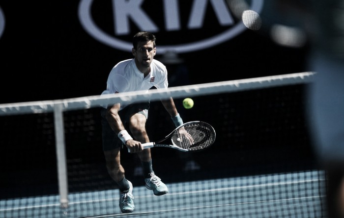 Australian Open, clamorosa uscita di scena di Djokovic contro Istomin