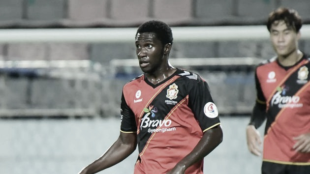 De volta à Coreia do Sul, Negueba espera estreia do Gyeongnam com vitória na K-League De volta à Coreia do Sul, Negueba espera estreia do Gyeongnam com vitória na K-League