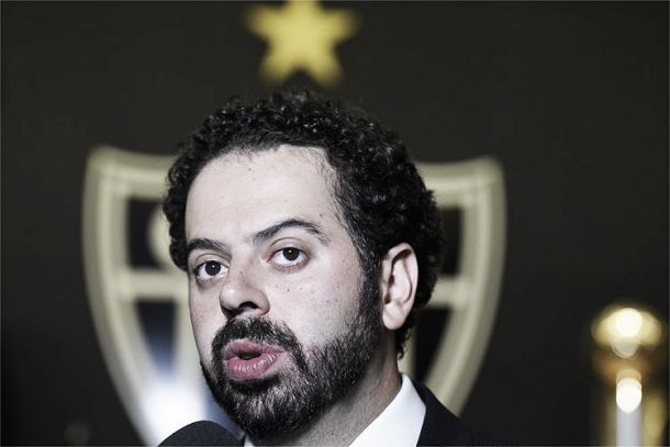 Presidente Daniel Nepomuceno descarta possível retorno de Ronaldinho ao Atlético-MG