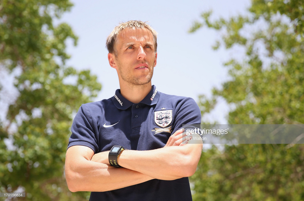 Phil Neville in a tough position