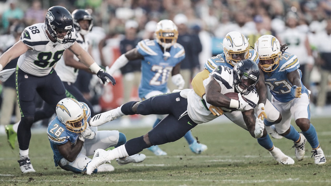 Seahawks marca diferencias frente a unos Chargers disminuidos