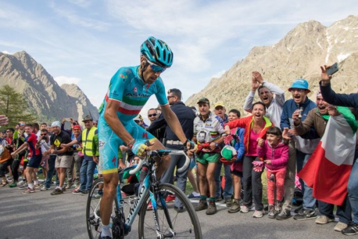 Nibali: "Era una giornata perfetta. Perso tutto in un secondo..."