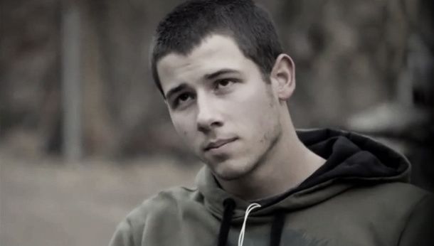 Nick Jonas es un luchador de MMA en 'Kingdom'