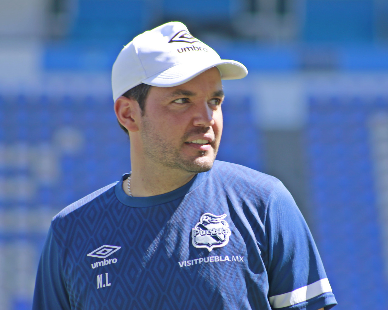 Nicolás Larcamón:
“Queremos ganar el partido por Puebla” 