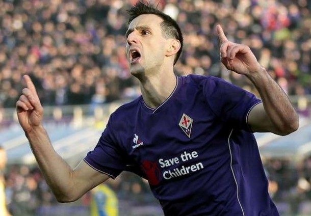 La Fiorentina passeggia 2-0 sul Chievo