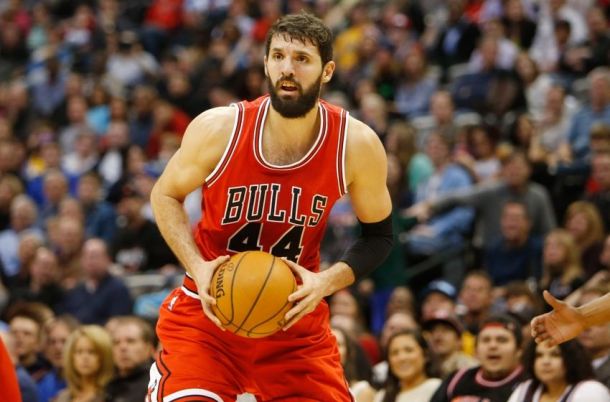 Nikola Mirotic Out With Left Knee Strain