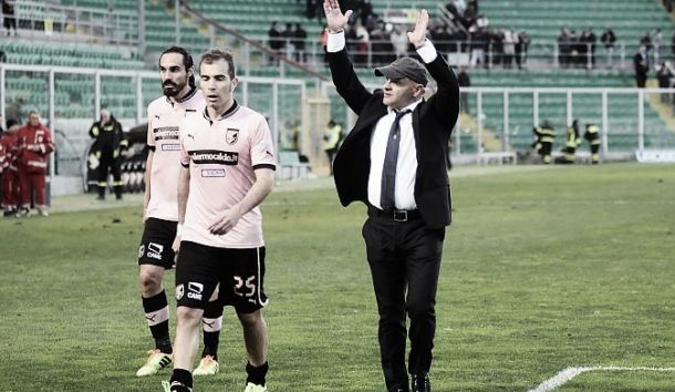 Palermo stars rebel against board following sacking of coach