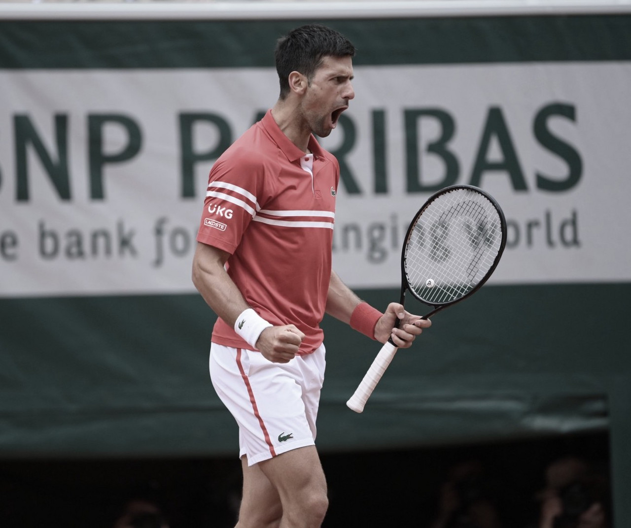 Novak Djokovic llega fácil a octavos 