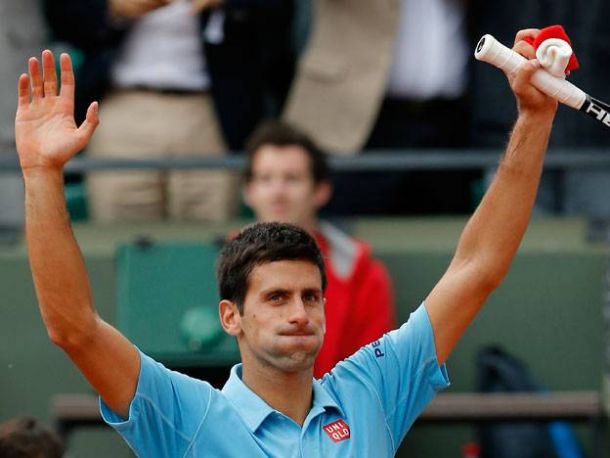 Djokovic rompe a Tsonga y ya está en cuartos de Roland Garros
