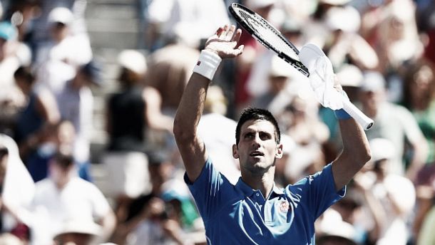 Djokovic revalida título en Indian Wells tras doblegar a un gran Federer