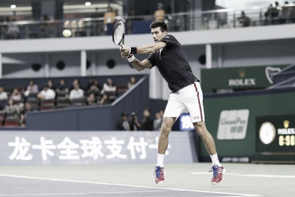 Djokovic arrolla a Feliciano en Shanghai