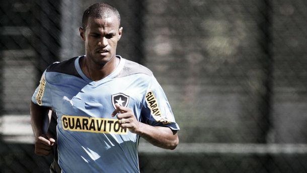 Volante Aírton deve renovar o seu contrato com o Botafogo
