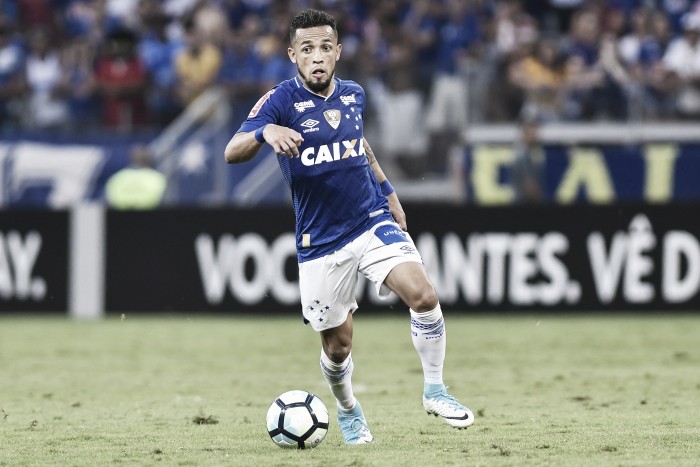 Em boa fase, Rafinha projeta Cruzeiro ainda mais forte em 2018: "Tenho certeza que estará"