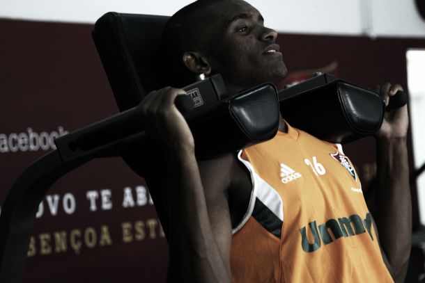 Recuperado de lesão, Marlon está à disposição de Cristóvão Borges para clássico contra o Botafogo
