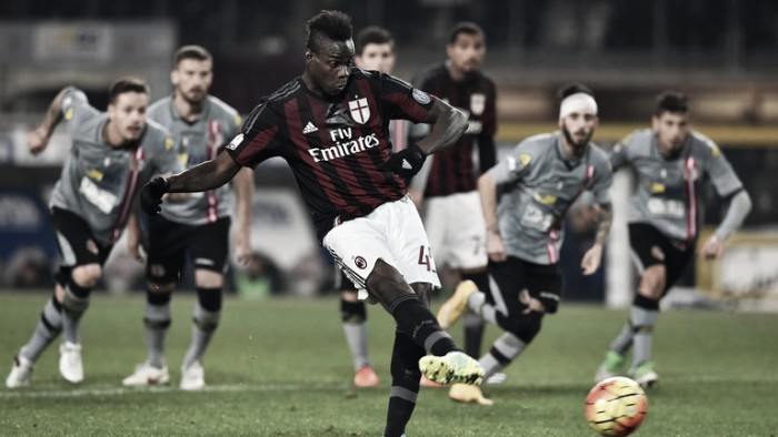Alessandria 0-1 Milan: Balotelli penalty gives visitors first leg win