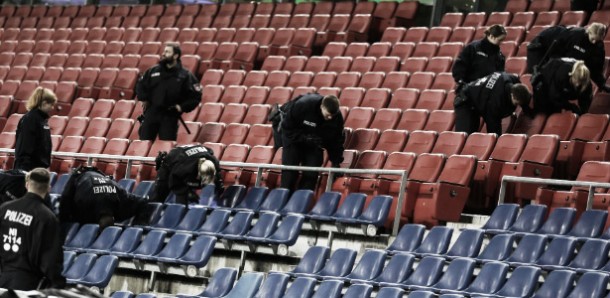 Por conta de 'objeto estranho', Alemanha e Holanda é cancelado e estádio evacuado
