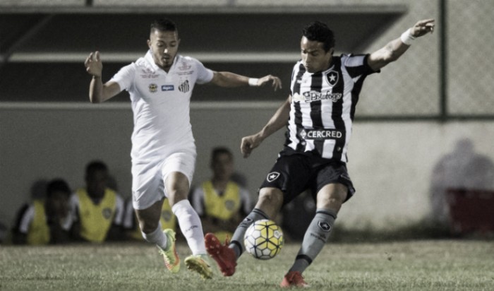 Santos encara Botafogo buscando espantar má fase