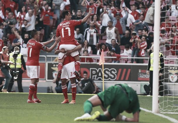 Un arrollador Benfica no tuvo piedad de Académica