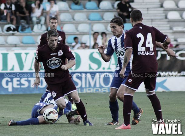 Fotos e imágenes de la S.D. Ponferradina contra el R.C. Deportivo de la Coruña, pretemporada 2014
