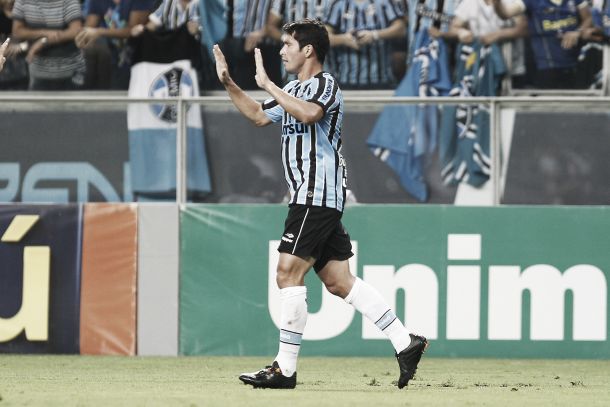 Contratado pelo Olimpia, do Paraguai, Riveros se despede do Grêmio