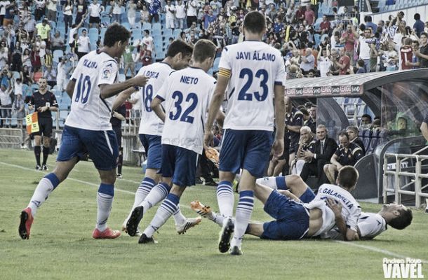 Fotos e imágenes del Real Zaragoza 1-0 Deportivo Alavés, de la quinta jornada de Segunda División
