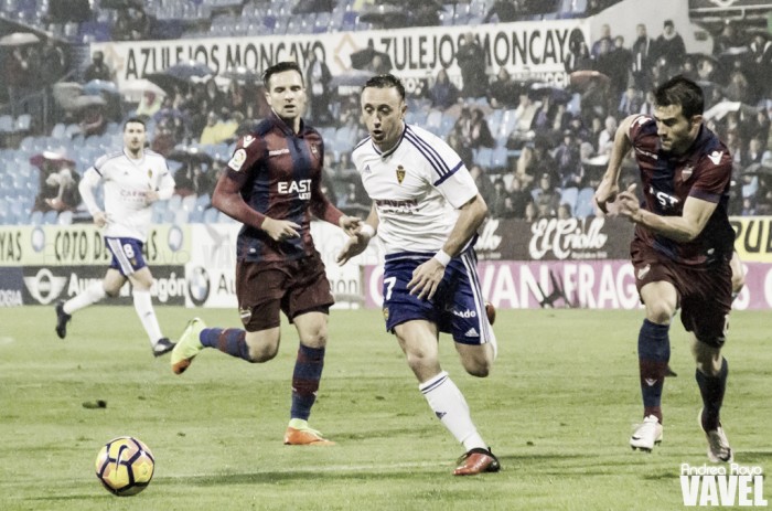 Fotos e imágenes del Real Zaragoza 0-1 Levante UD, jornada 25 de Segunda División