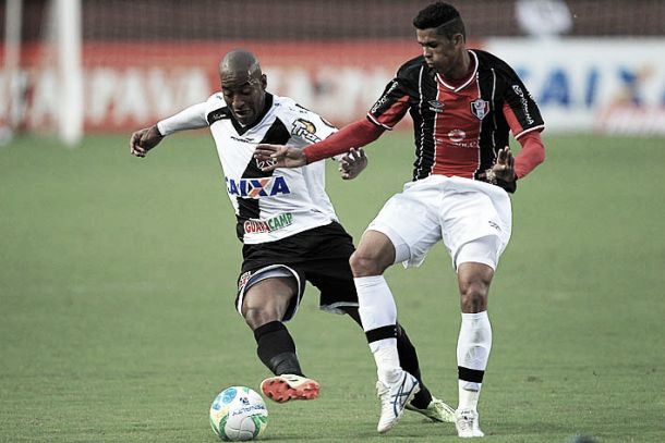 Após empate contra o Joinville, Edmílson pede que Vasco "jogue como time grande"