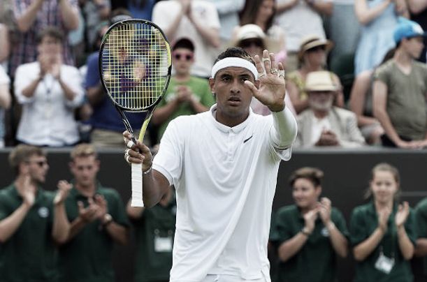 Wimbledon 2015: Nick Kyrgios comes from behind to defeat Milos Raonic
