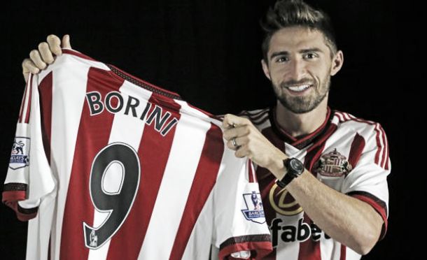 Sunderland complete signing of Fabio Borini