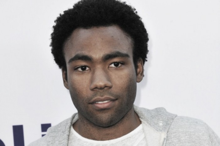 Donald Glover, o Childish Gambino, lançou seu novo disco, Awaken, My Love!