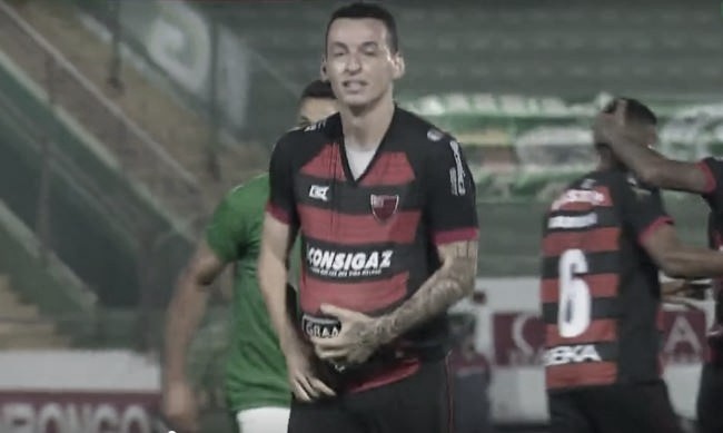 Autor do gol de empate do Oeste, Sidimar comemora 'ponto importante' contra Guarani