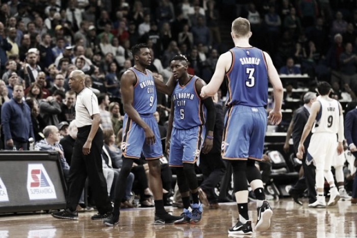 NBA - OKC vince senza Westbrook, Denver sommerge Dallas