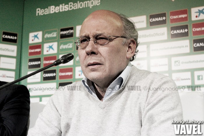 Juan Carlos Ollero dimite como presidente del Real Betis Balompié