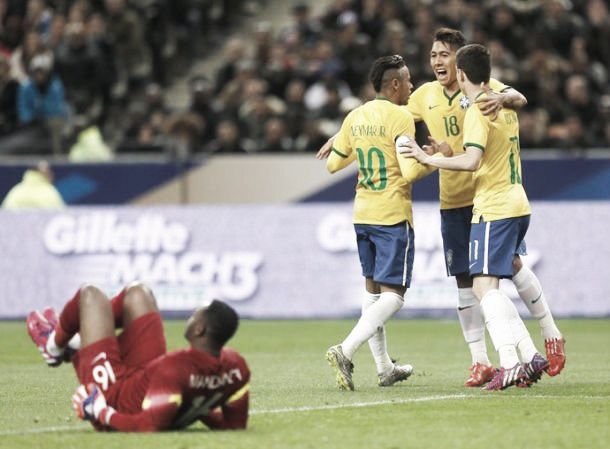 France 1-3 Brazil: Selecao see off Les Bleus
