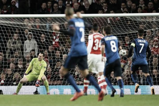 Ospina no pudo evitar la catástrofe del Arsenal en Champions