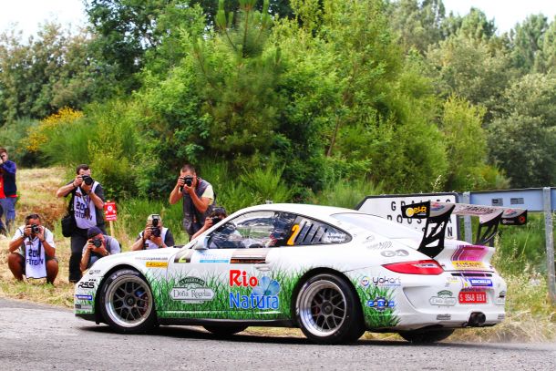 El Porsche 911 GT3 2013, de la polémica al liderato