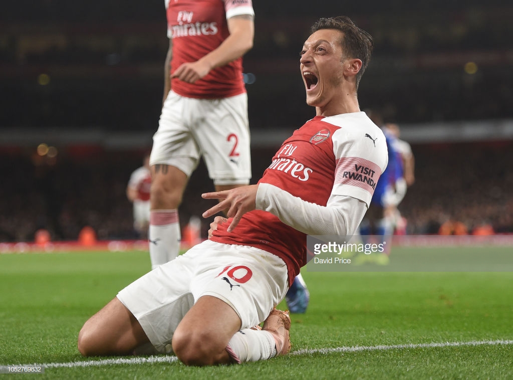Arsenal 3-1 Leicester City: Ozil orchestrates Gunners victory