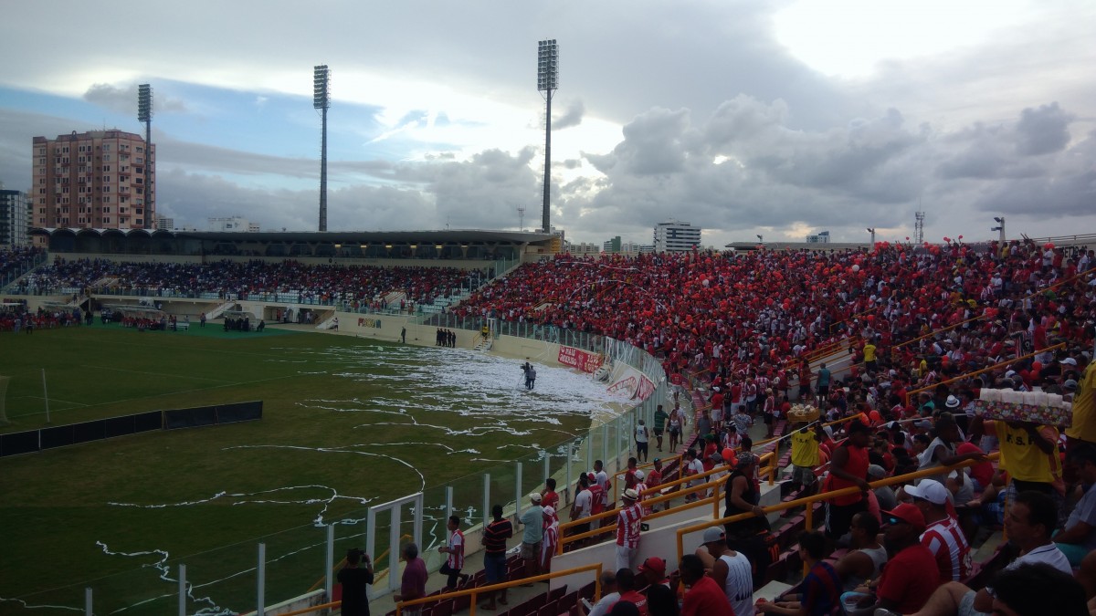 Futebol sergipano anseia por bairrismo nos estádios