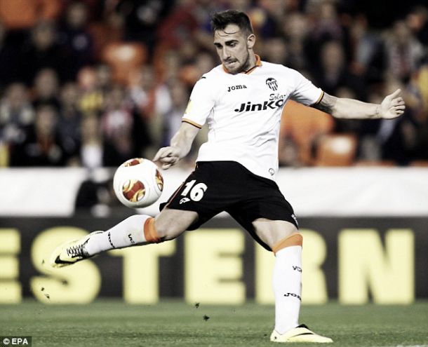 Valencia announce five year deal for Paco Alcacer