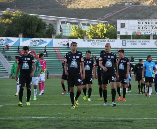 Pachuca cae ante León en la Copa "Centenario" de Zacatecas