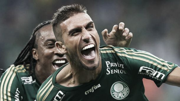 Palmeiras supera Corinthians nos pênaltis após jogo eletrizante e garante vaga na final