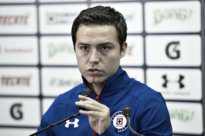 El ‘Cubo’ Torres reconoce que desea continuar en Cruz Azul