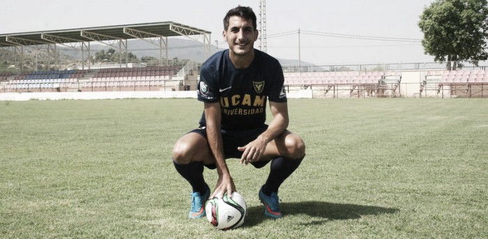 Pallarés rescinde su contrato con el UCAM Murcia CF