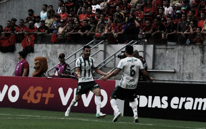 Com público recorde entre clubes na Arena de Pernambuco, Palmeiras bate Sport e fica no G-6