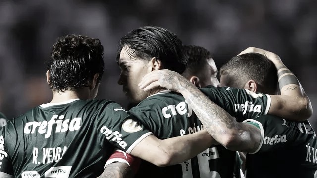 Palmeiras leva a melhor sobre Santos em clássico polêmico na Vila Belmiro