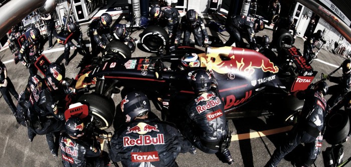 Red Bull aclara el motivo de la parada de Verstappen