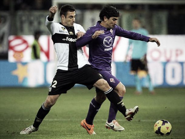 Parma pressiona, mas cede empate a Fiorentina